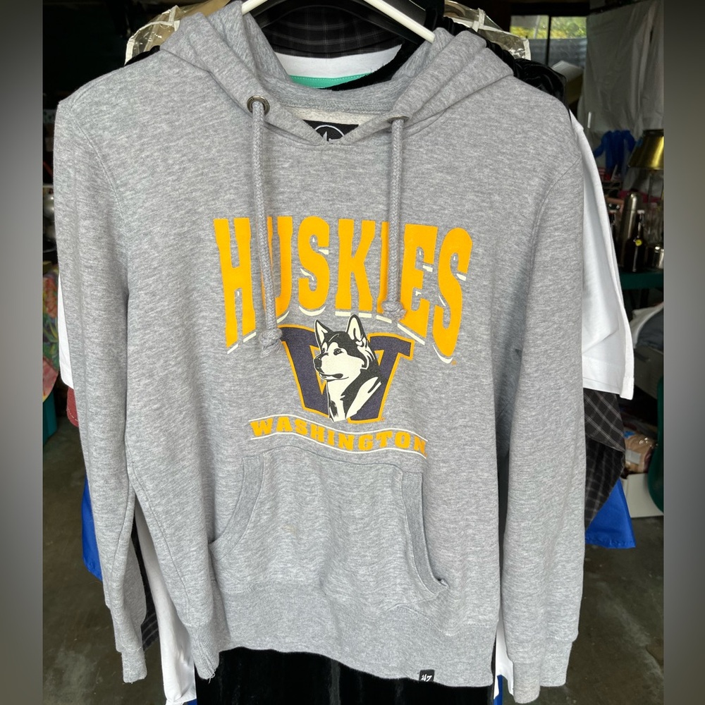 University of Washington Women’s Hoodie - Med